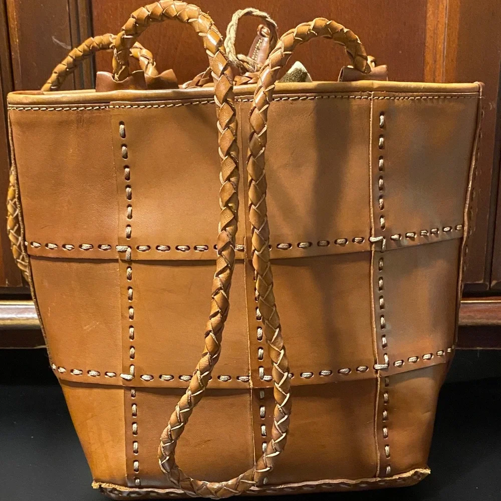 Ellepi Vintage Elegant Tan Braided Handle Tote Bag